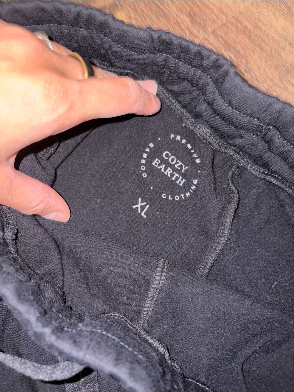 Cozy Earth Women Navy Loungewear Brushed Bamboo shorts - Picture 4 of 4